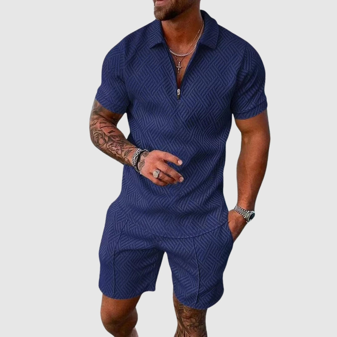 Lucas – Style compact, attitude inébranlable