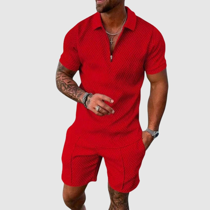Lucas – Style compact, attitude inébranlable