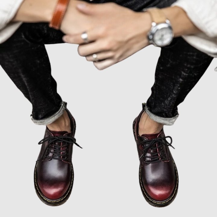 Viktor – Chaussures en cuir classiques avec une semelle robuste