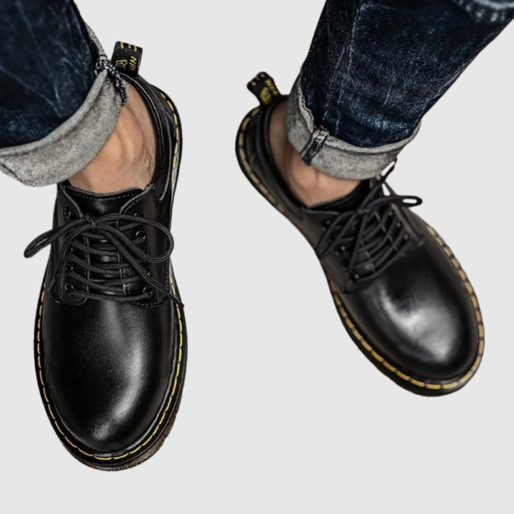 Viktor – Chaussures en cuir classiques avec une semelle robuste
