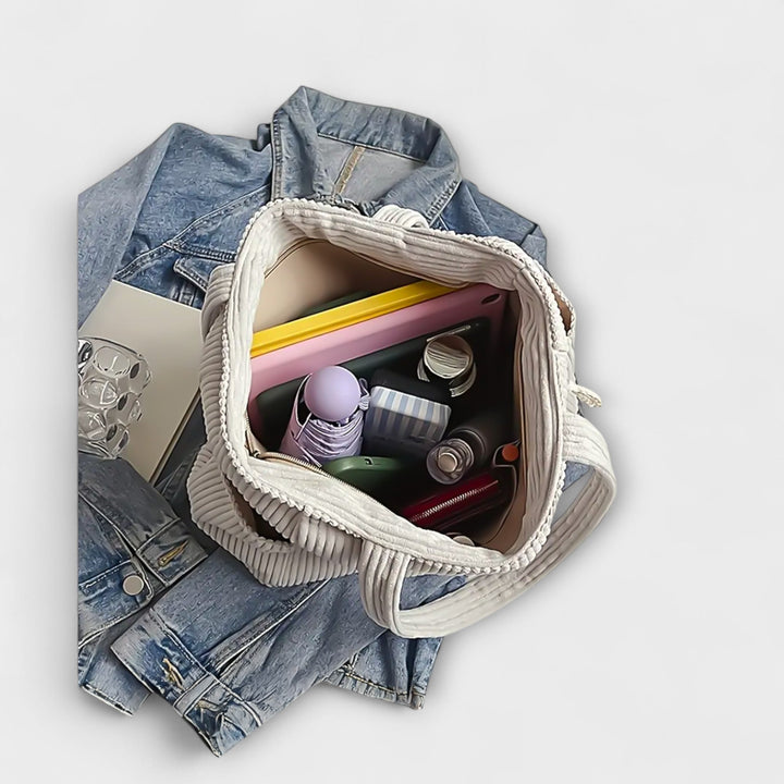 Tilda – Sac fourre-tout en tricot avec accent cordon