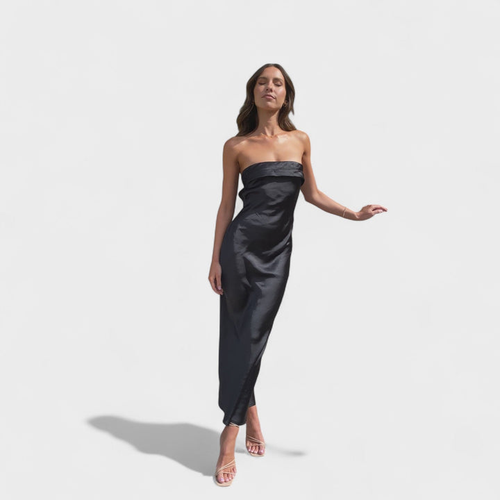 Carmen - Robe en satin sans manches