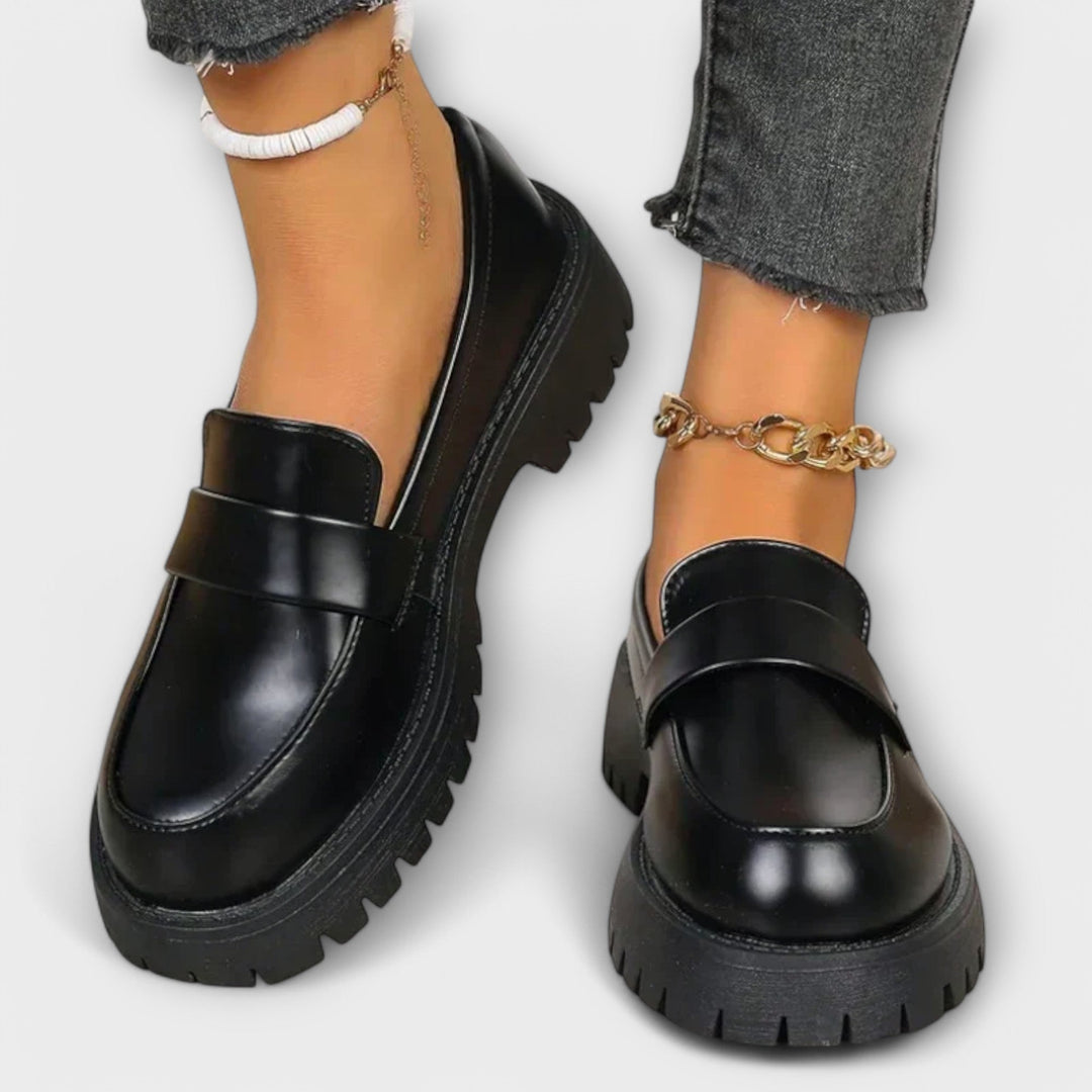 Mocassins Féminins avec Design Orthopédique et Talons en Satin