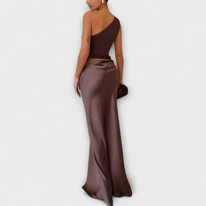 Luna - Robe en satin asymétrique