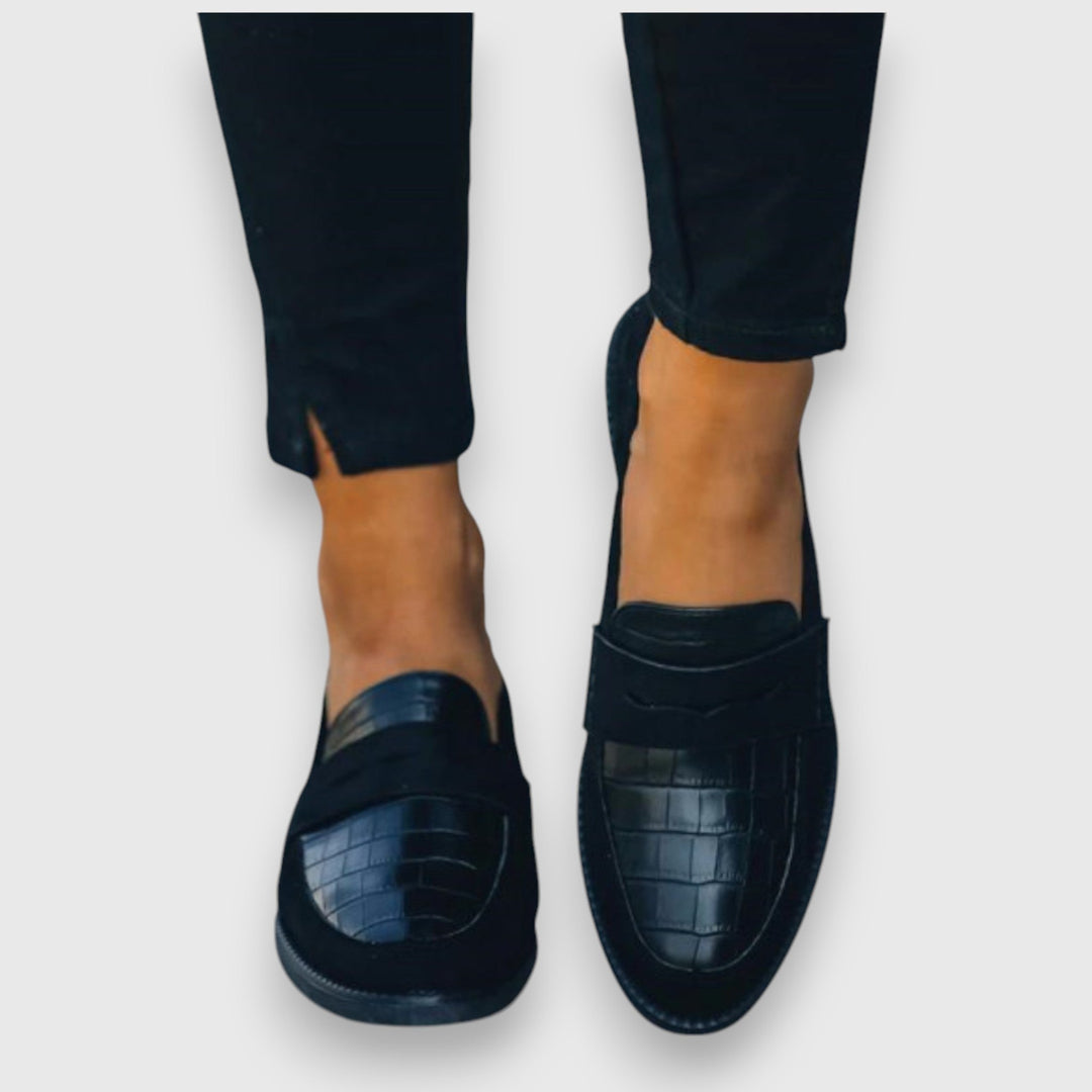Sieglinde - Mocassins bleu foncé, motif crocodile
