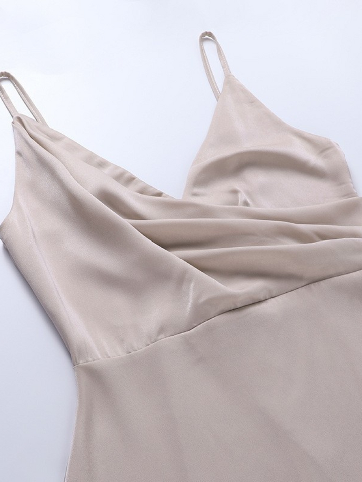 Alma - Robes Essentielle avec Élégance