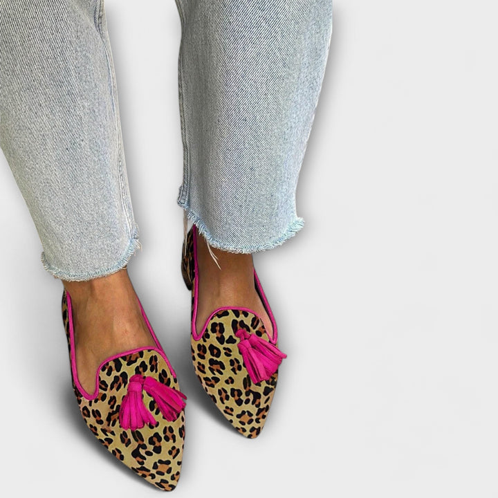 Berta - Mules léopard à pompons