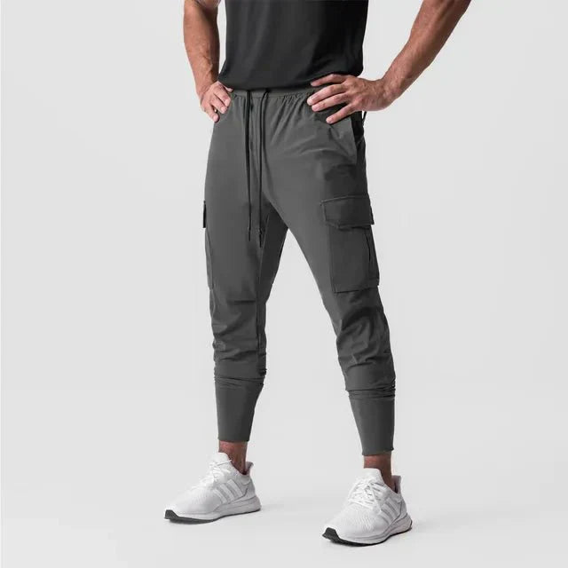 Leo – Pantalon cargo au design fonctionnel