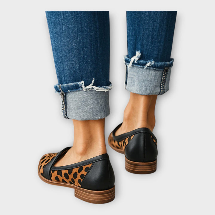 Mocassins Élégants au Design Moderne