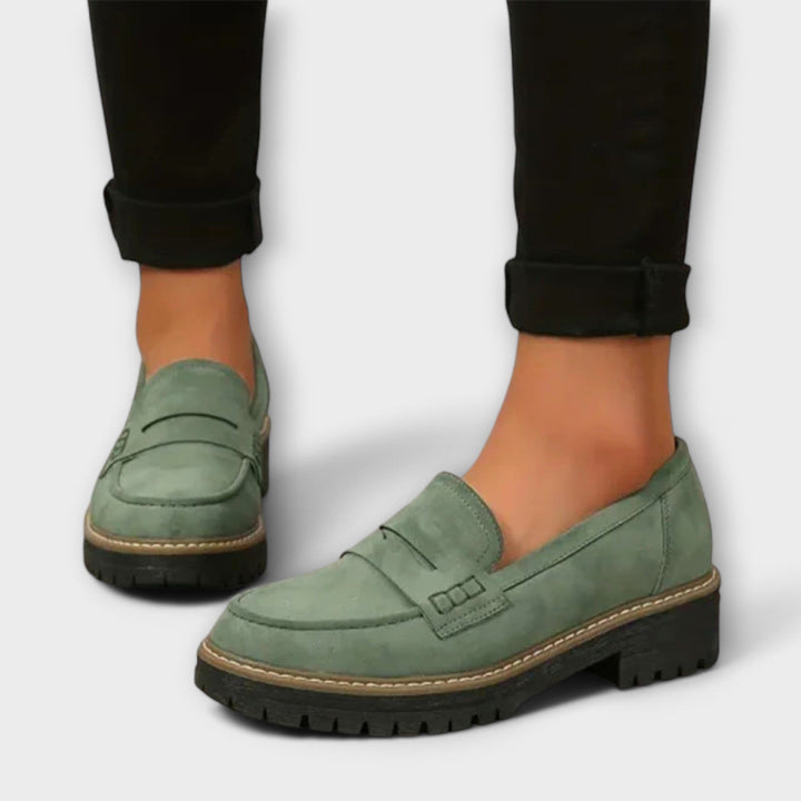 Adelgunde - Mocassins noirs à plateforme et chaîne