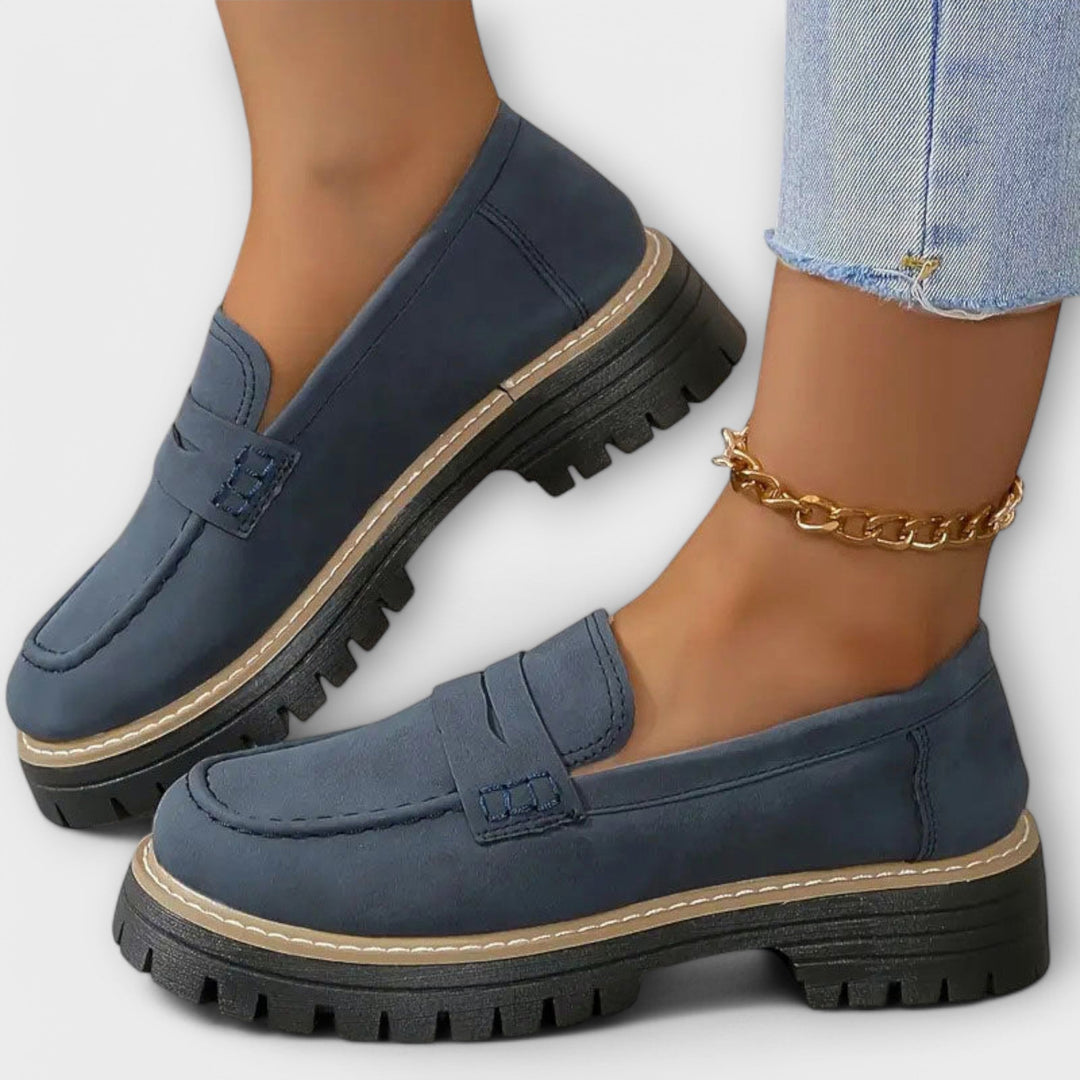 Adelgunde - Mocassins noirs à plateforme et chaîne